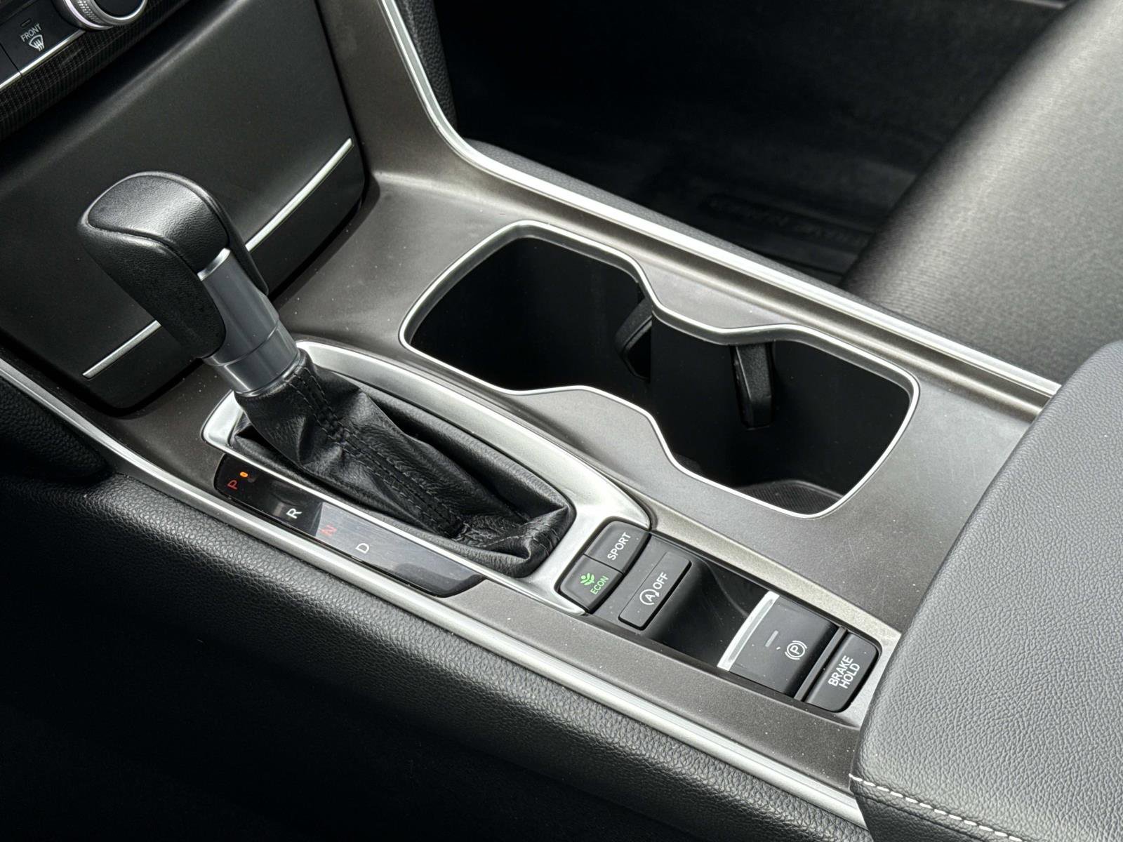 Used 2022 Honda Accord Sport image 8