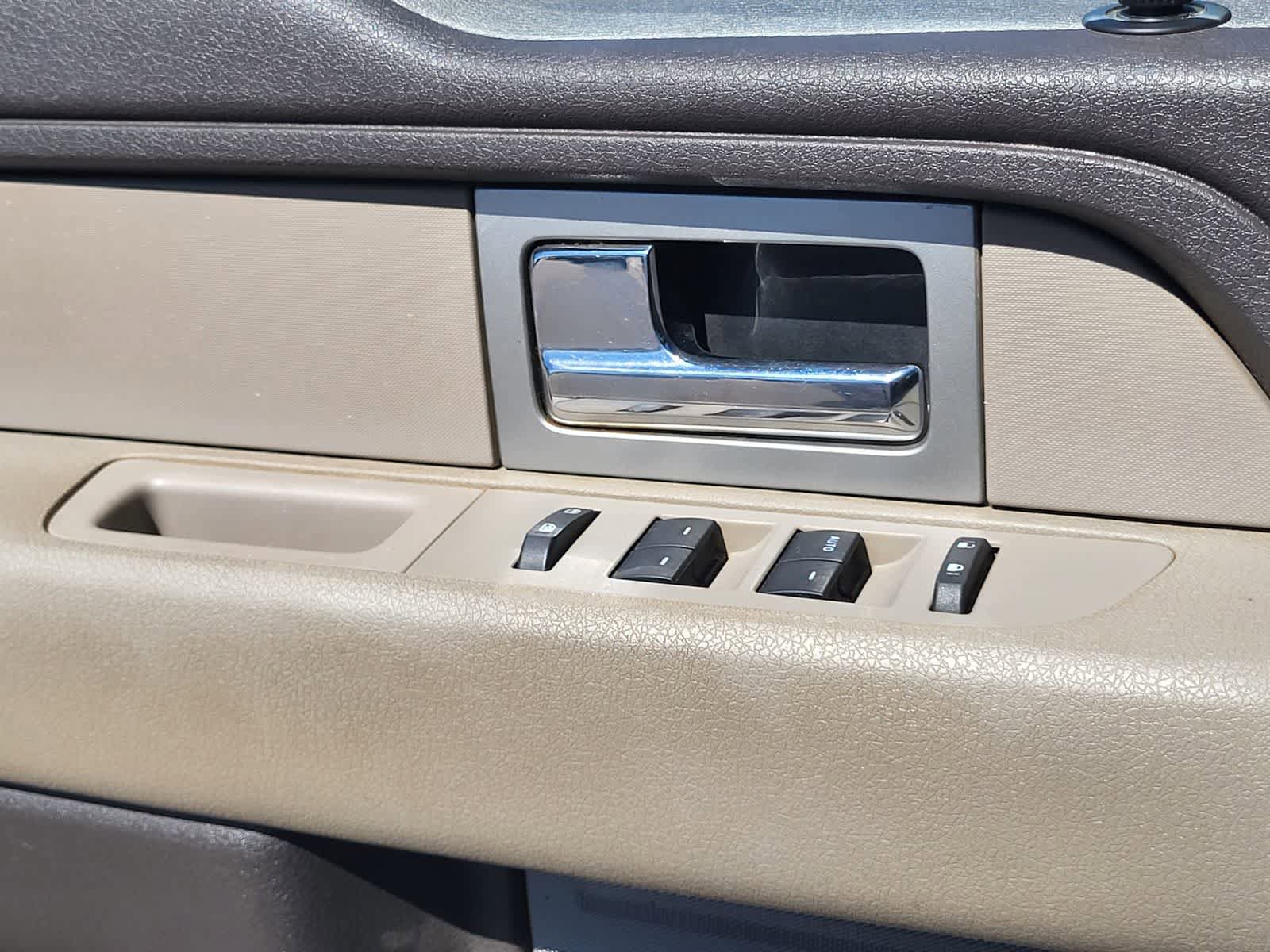 Used 2010 Ford F150 XLT AWD/4WD image 15