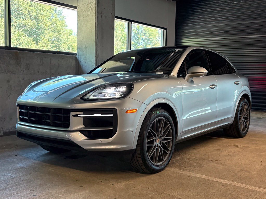 Used 2026 Porsche Cayenne Coupe AWD/4WD image 1