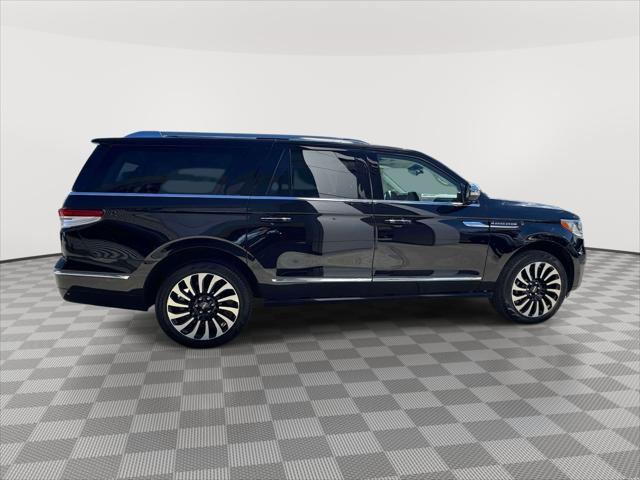 Used 2024 Lincoln Navigator L Black Label AWD/4WD image 8