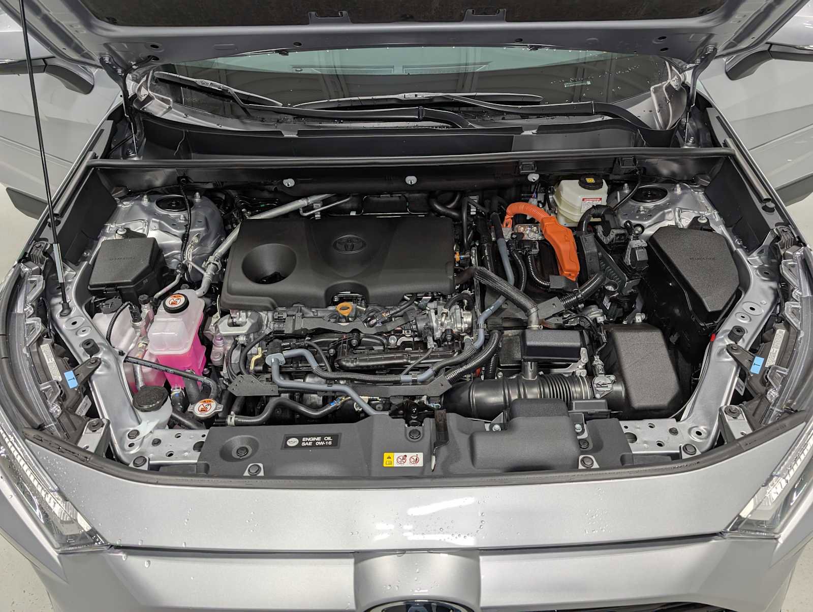 Used 2025 Toyota RAV4 XLE image 15