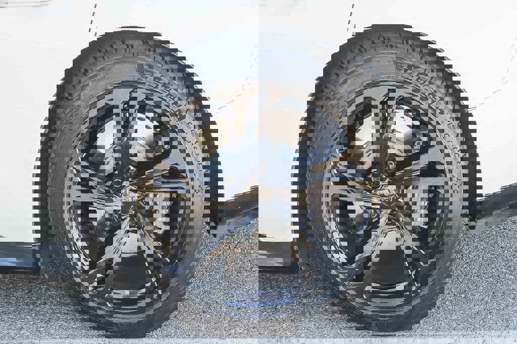 Used 2022 Audi e-tron GT Premium Plus image 11