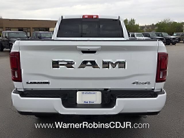 New 2026 RAM 2500 Laramie AWD/4WD image 10