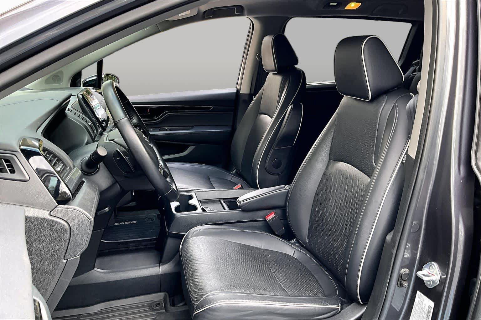 Used 2023 Honda Odyssey Elite image 8