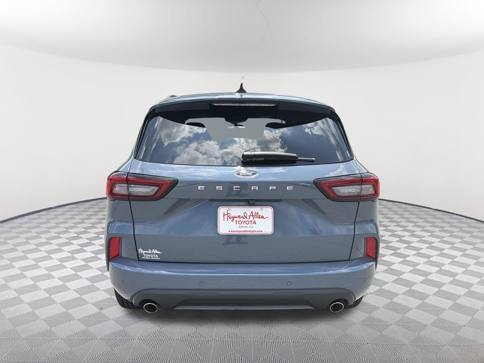 Used 2024 Ford Escape ST-Line w/ Tech Pack #1 FWD image 18