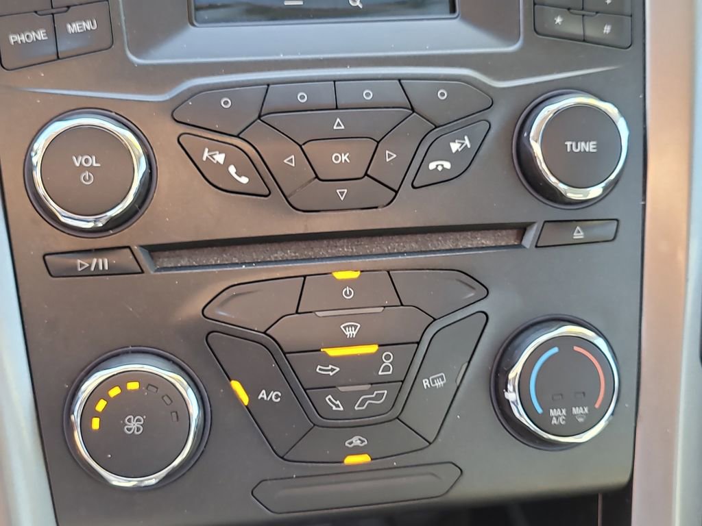 Used 2018 Ford Fusion S image 19