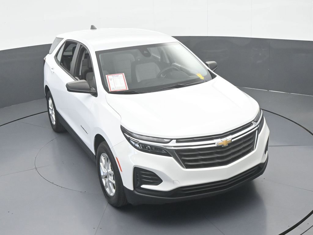 Used 2024 Chevrolet Equinox LS FWD image 48