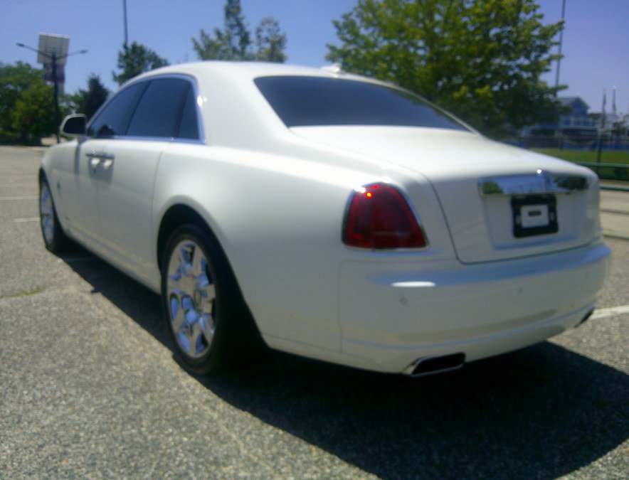 Used 2013 Rolls-Royce Ghost RWD image 48