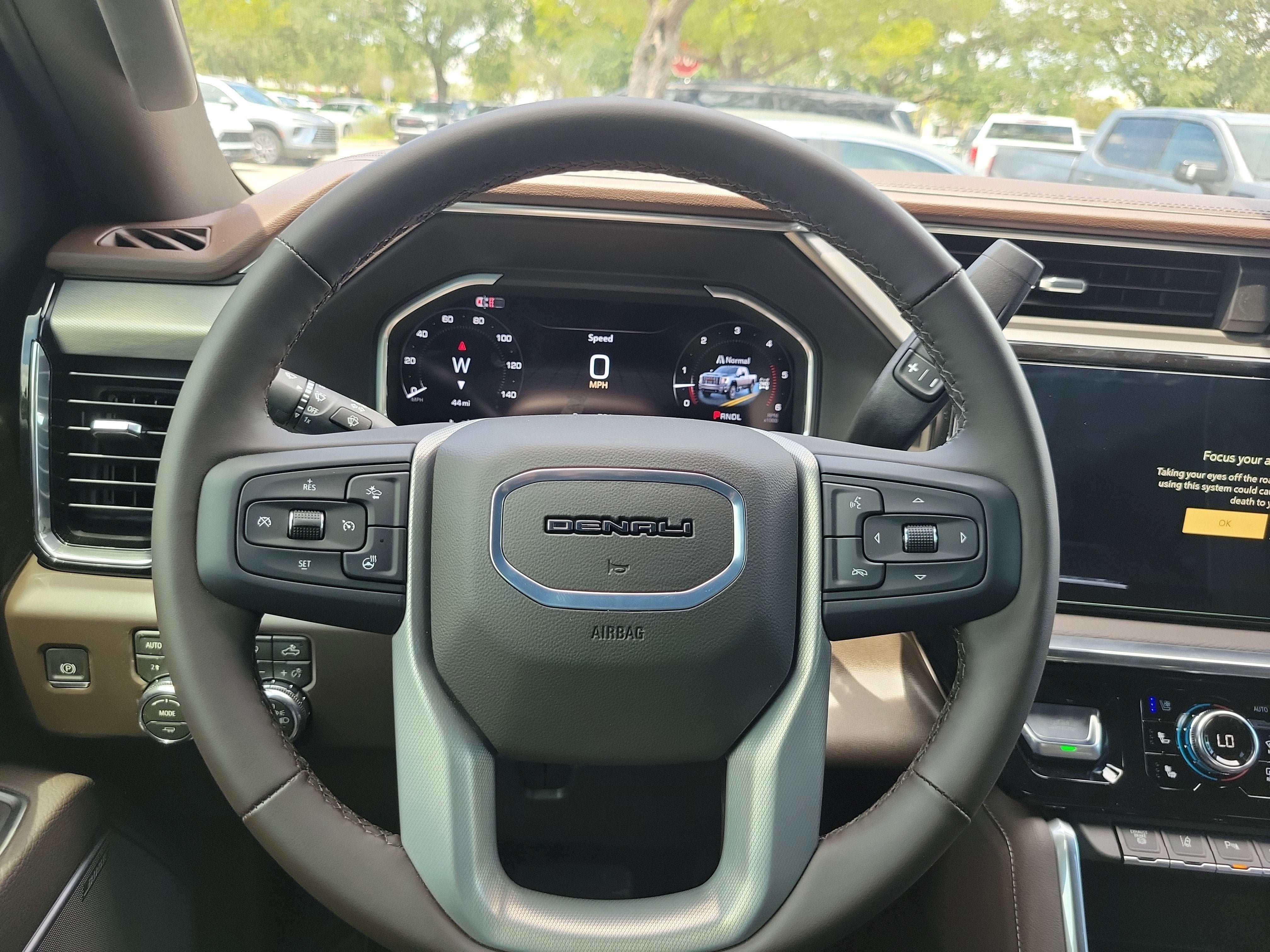 New 2026 GMC Sierra 2500 Denali w/ Denali Reserve Package AWD/4WD image 9