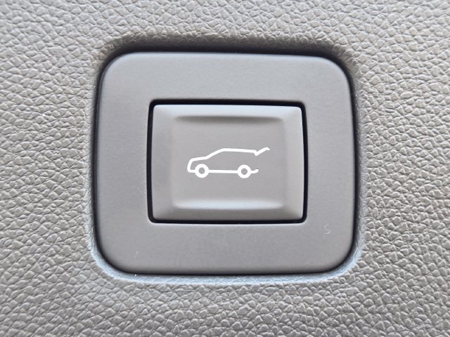 New 2026 Buick Envista Sport Touring w/ Convenience I Package FWD image 18
