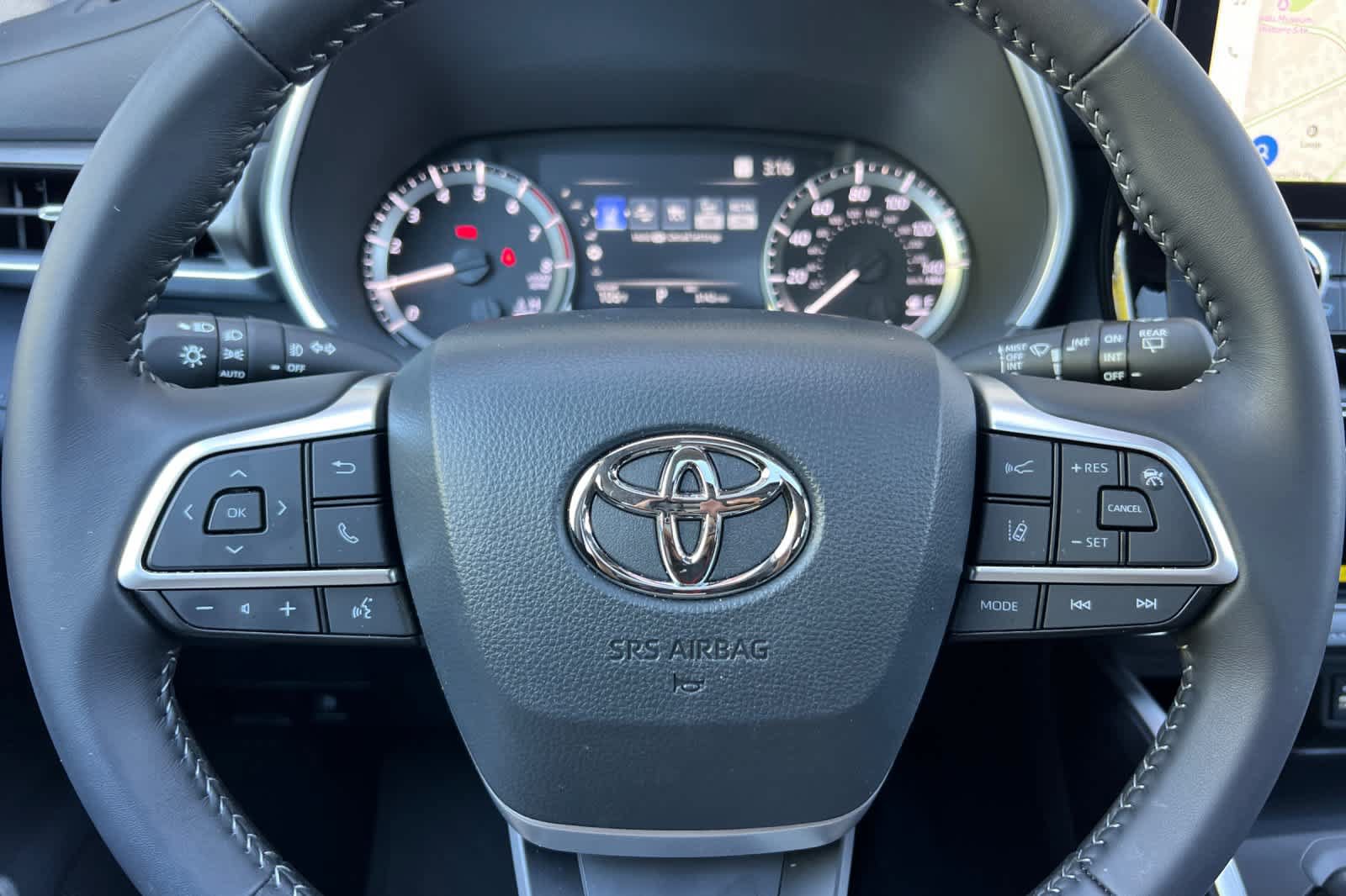 Used 2026 Toyota Highlander XLE AWD/4WD image 27