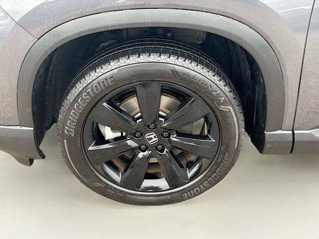 Certified 2025 Honda Pilot Black Edition image 34