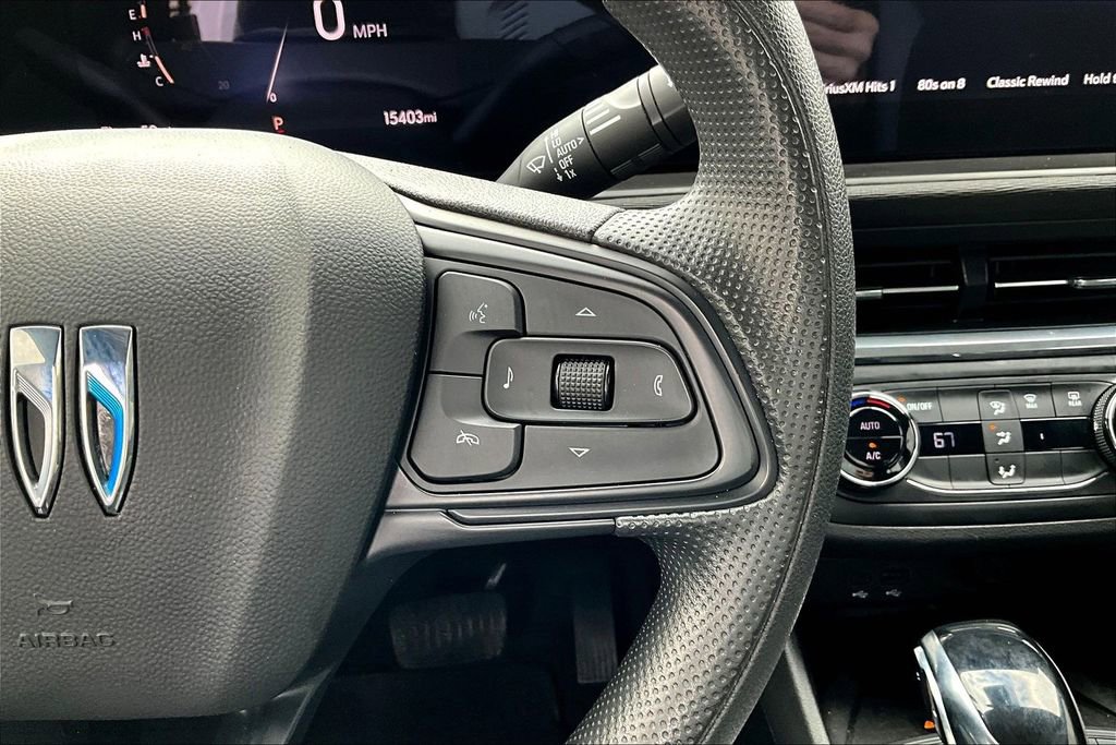 Used 2024 Buick Envista Preferred w/ Convenience II Package image 25
