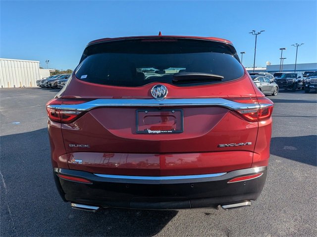 Used 2018 Buick Enclave Essence image 5