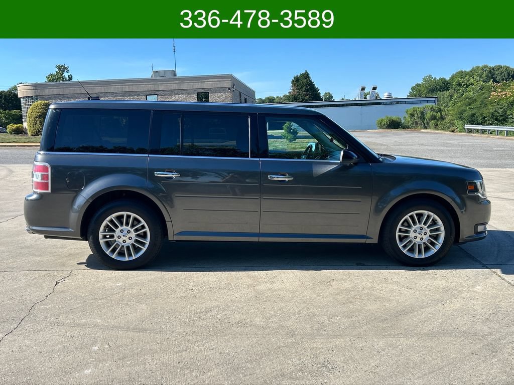 Used 2019 Ford Flex SEL w/ Equipment Group 202A AWD/4WD image 6