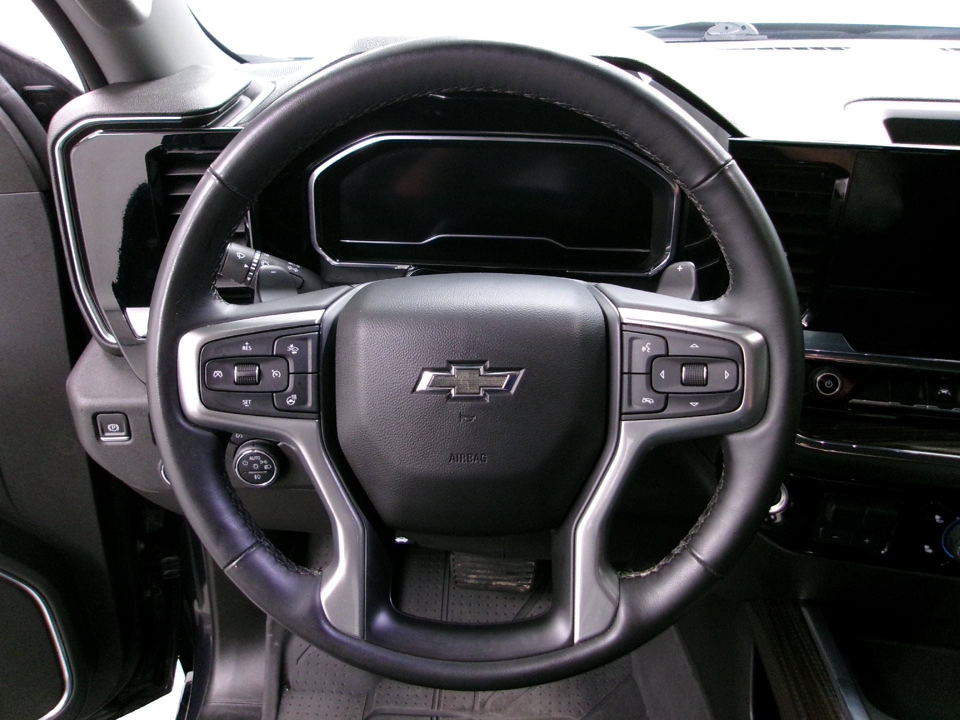 Used 2024 Chevrolet Silverado 1500 RST w/ True North Edition Plus AWD/4WD image 6