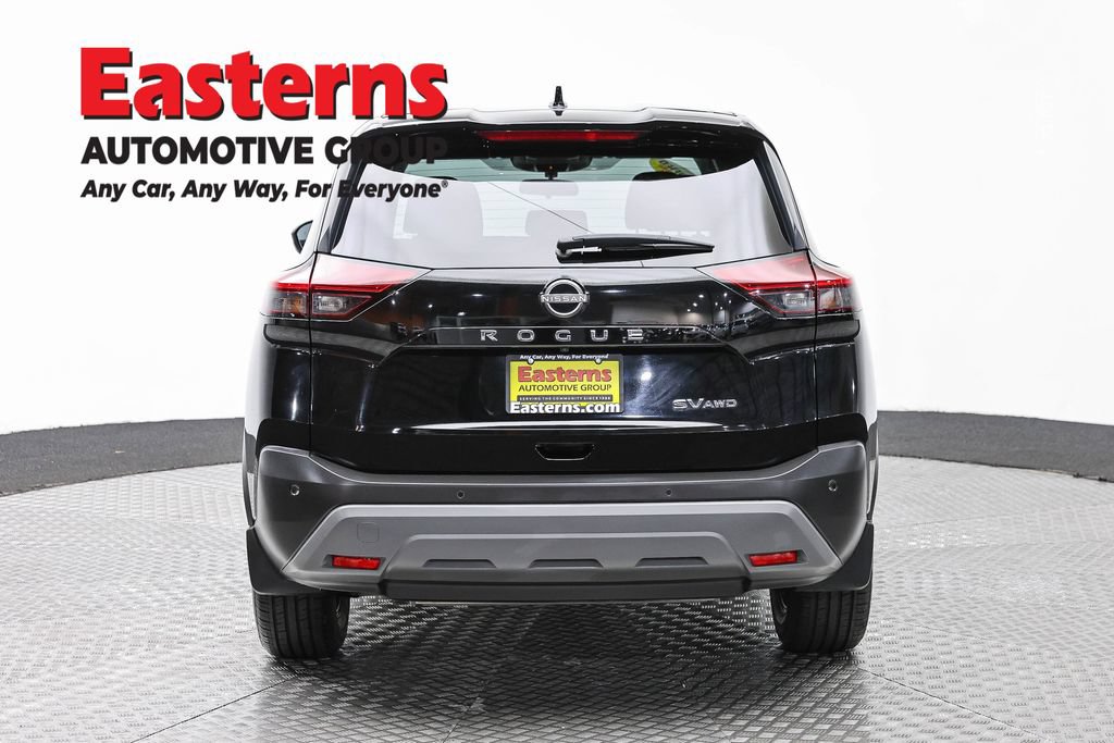 Used 2023 Nissan Rogue SV AWD/4WD image 6