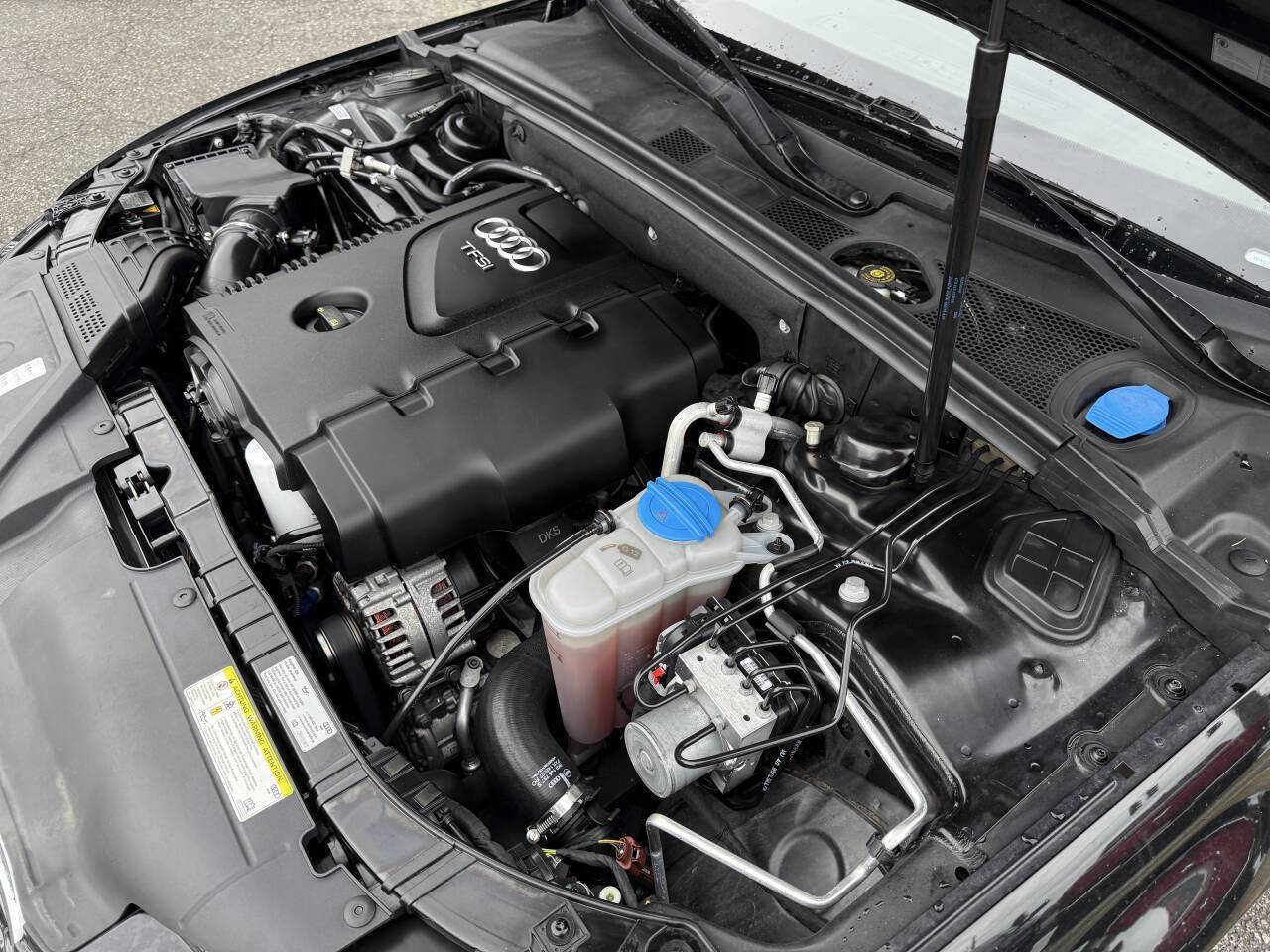 Used 2016 Audi A4 2.0T Premium Plus w/ Technology Package image 12