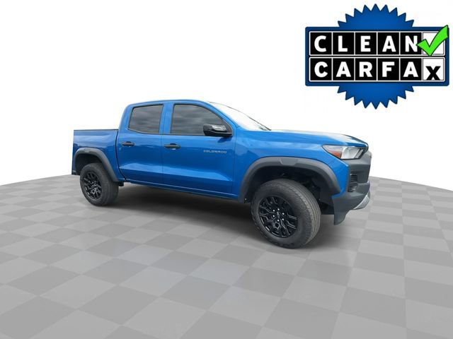 Used 2023 Chevrolet Colorado Trail Boss w/ Advanced Trailering Package image 2