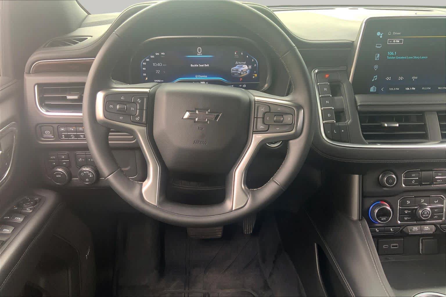Used 2023 Chevrolet Tahoe Z71 w/ Luxury Package AWD/4WD image 6