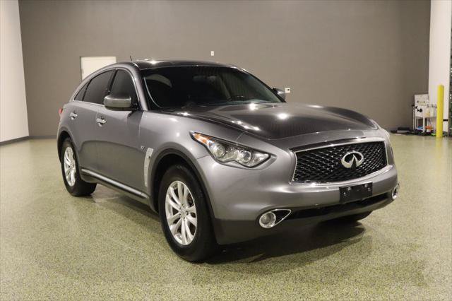 Used 2017 INFINITI QX70 AWD video 1