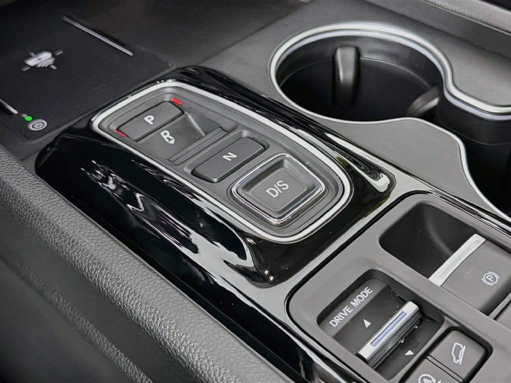 Used 2026 Honda Pilot Touring image 16