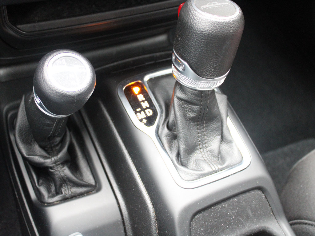 Used 2022 Jeep Gladiator Sport image 23