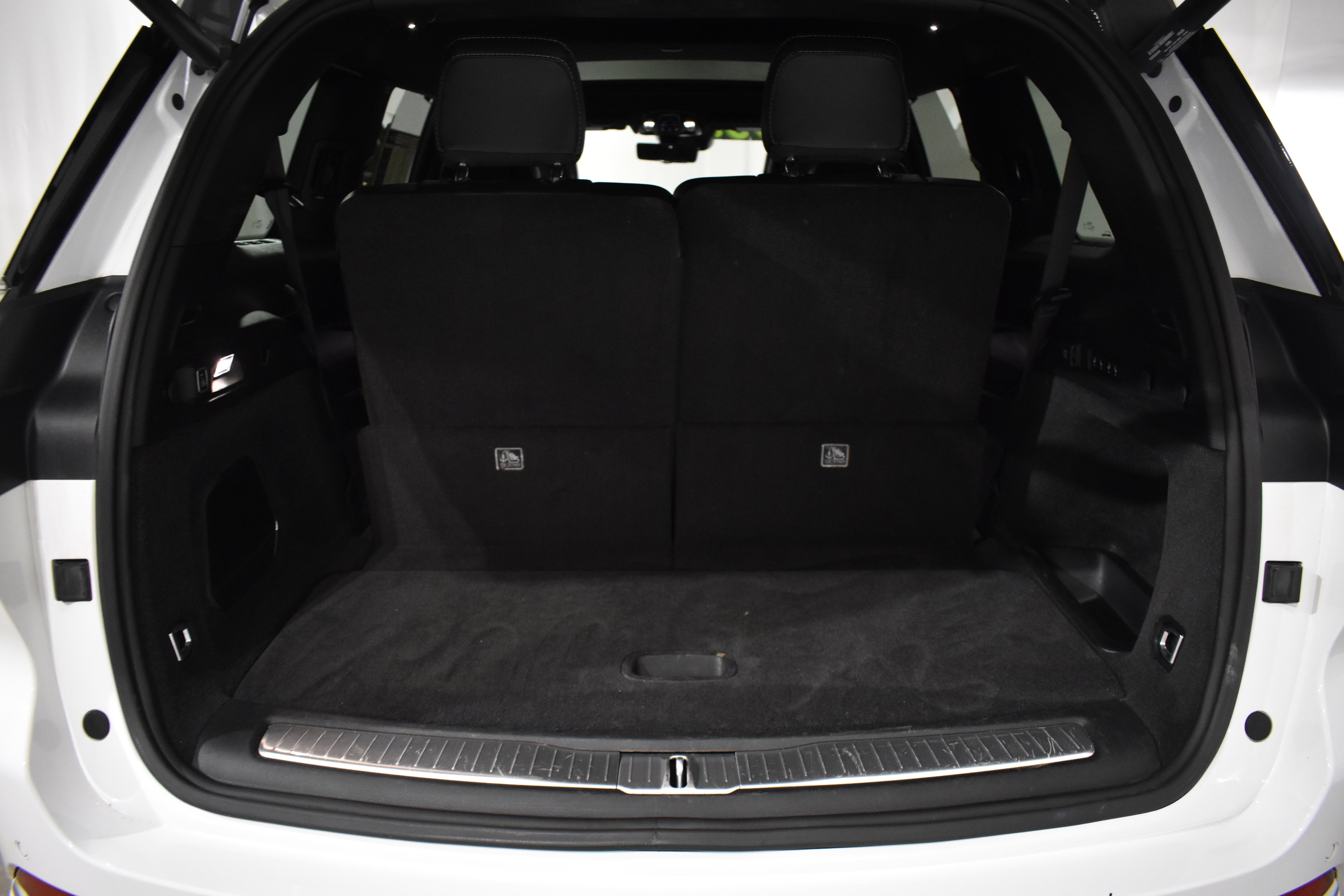 Used 2021 Jeep Grand Cherokee L Overland w/ Luxury Tech Group IV image 35