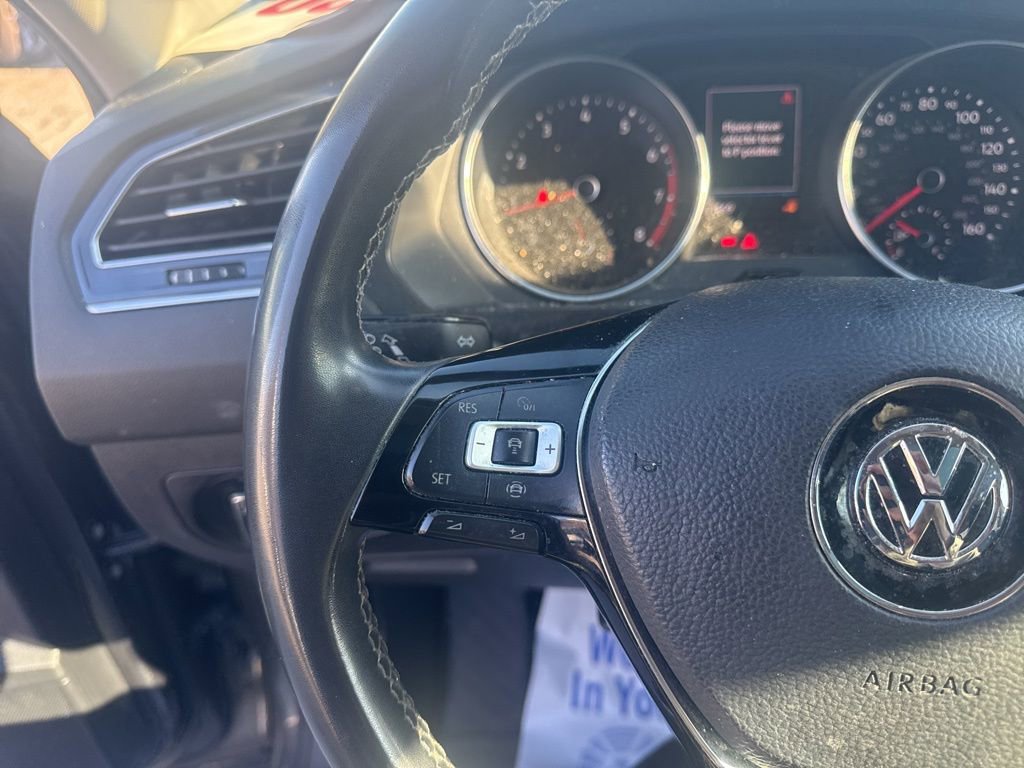 Used 2021 Volkswagen Tiguan S image 14