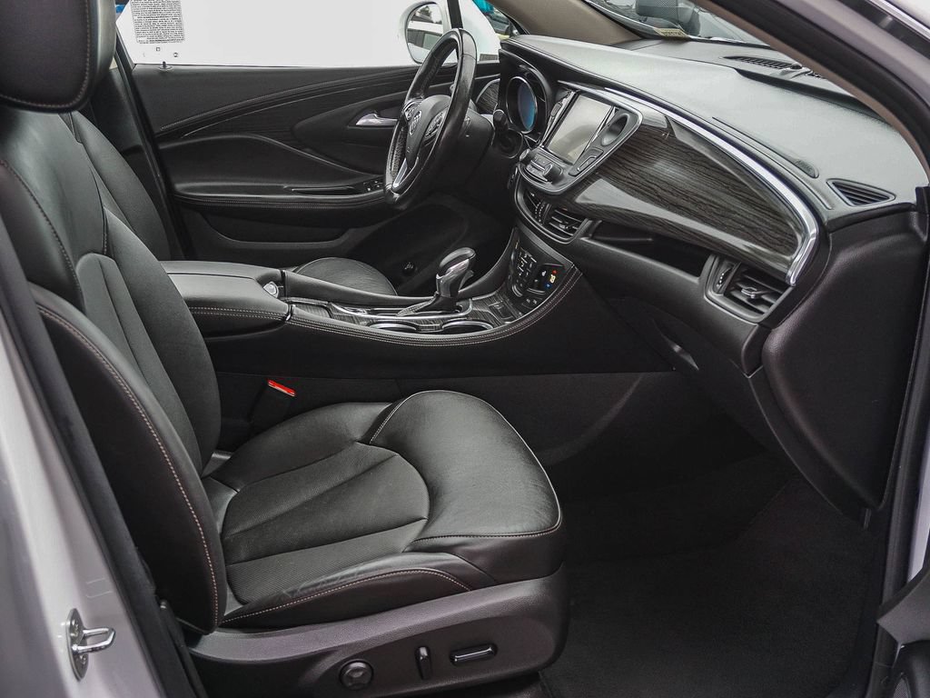 Used 2017 Buick Envision Essence FWD image 13