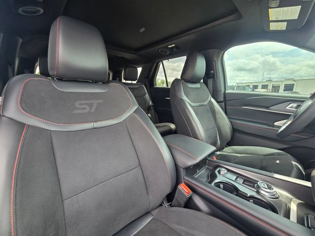 Used 2025 Ford Explorer ST AWD/4WD image 22