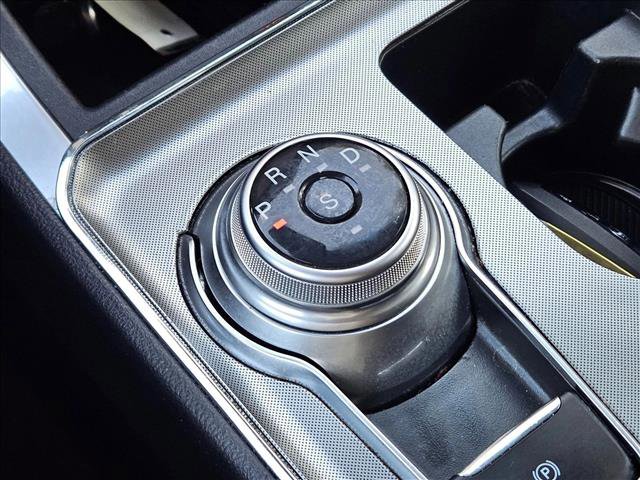 Used 2024 Ford Edge Titanium image 14