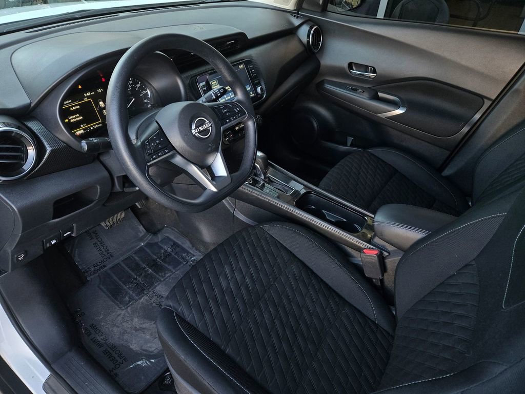 Used 2022 Nissan Kicks SV w/ Interior Electronics Package image 9