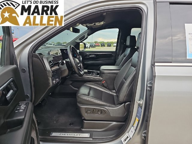 Used 2025 Chevrolet Tahoe LT AWD/4WD image 19