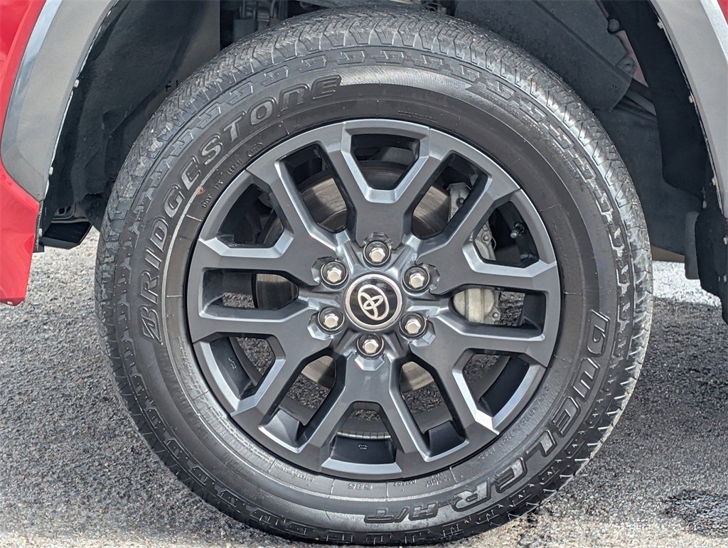 Used 2023 Toyota Tundra Limited image 8