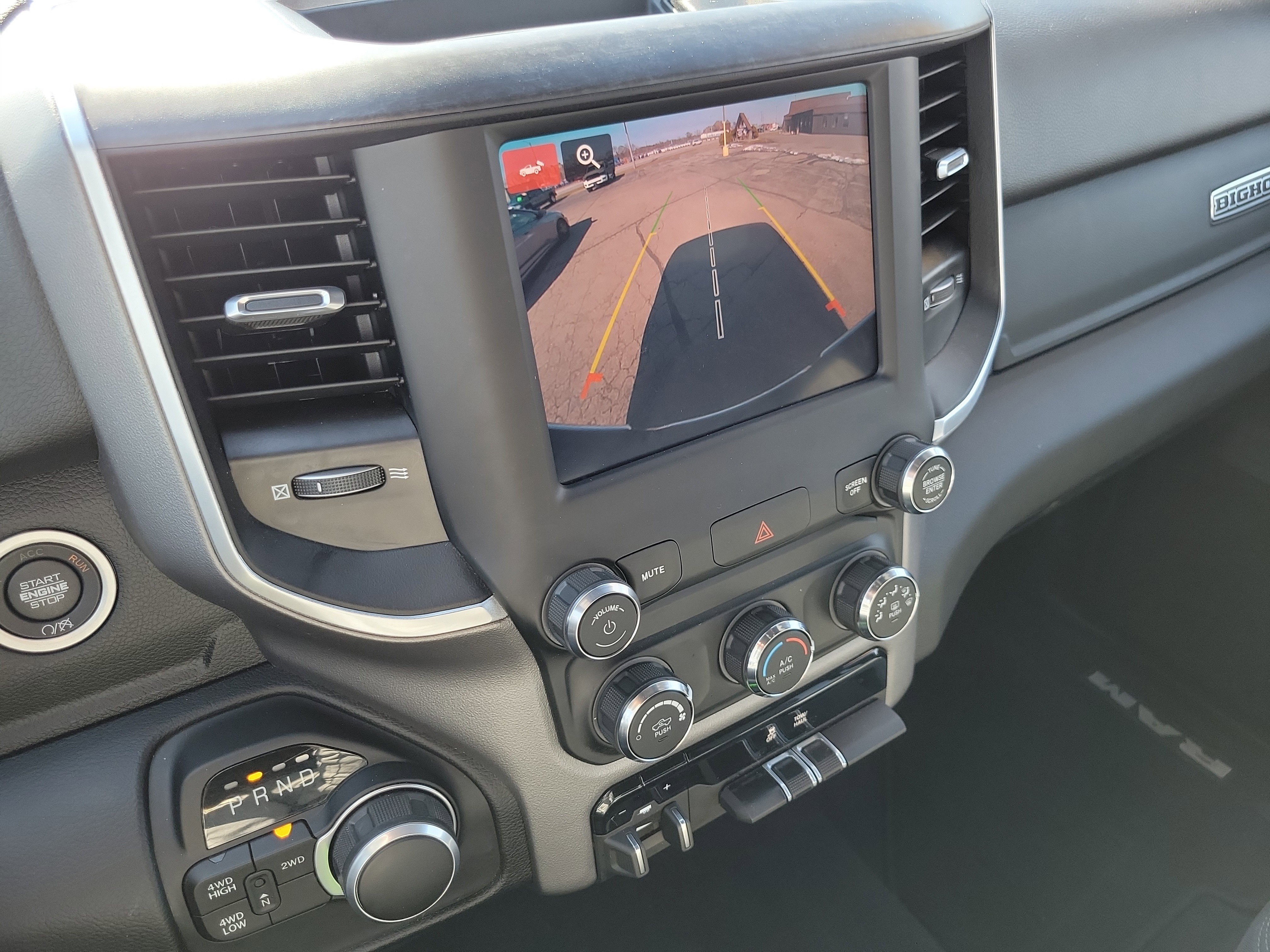 Used 2024 RAM 2500 Big Horn w/ Bed Utility Group image 15