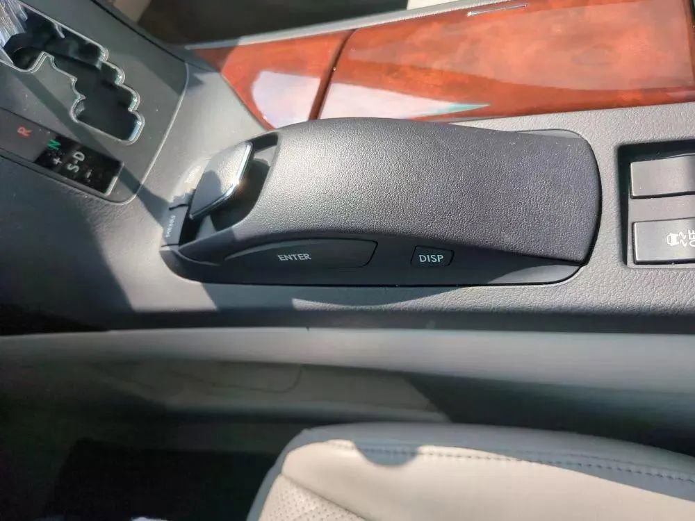Used 2011 Lexus RX 350 2WD w/ Premium Pkg image 34