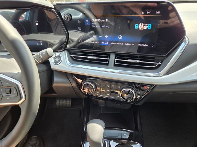 New 2026 Chevrolet Trax LT w/ Driver Confidence Package image 15