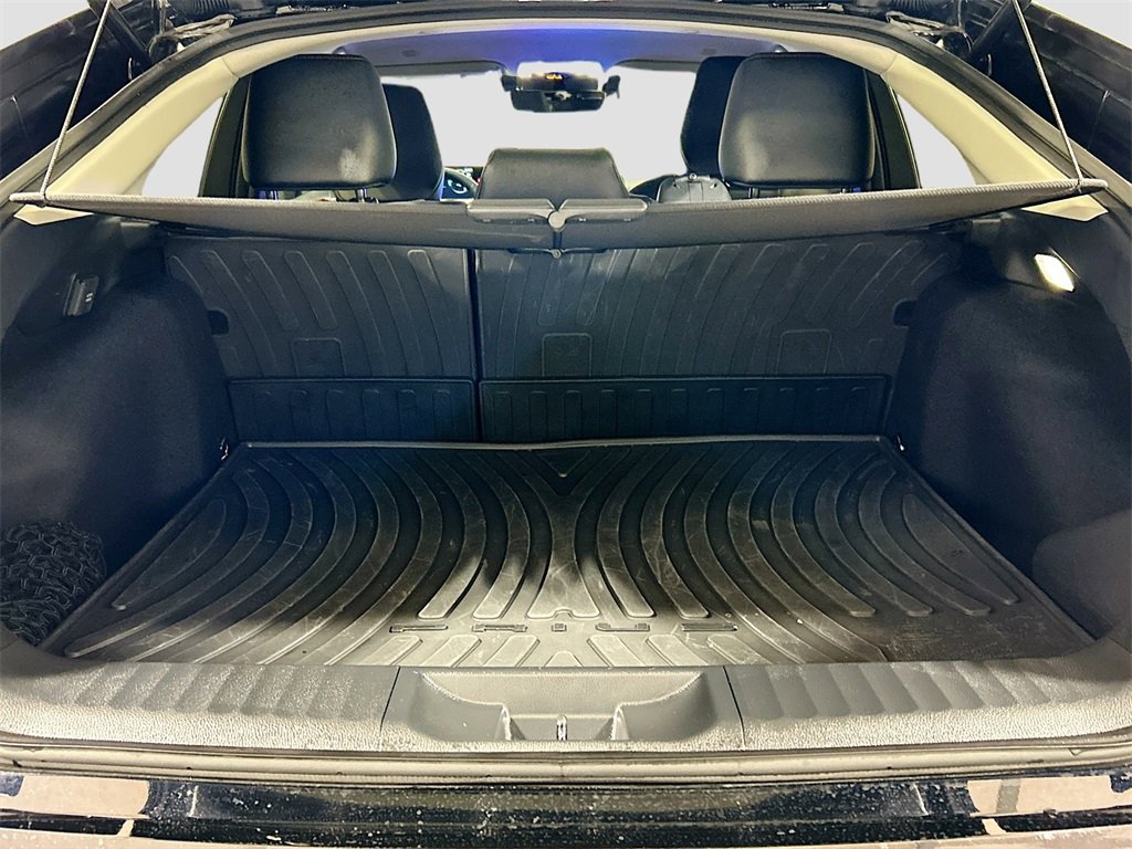 Used 2025 Toyota Prius Plug-In Hybrid image 22