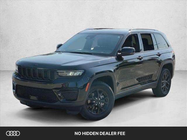 Used 2025 Jeep Grand Cherokee Altitude RWD video 1