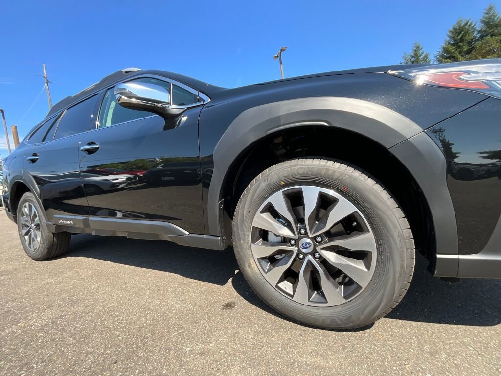 New 2025 Subaru Outback Touring XT image 10