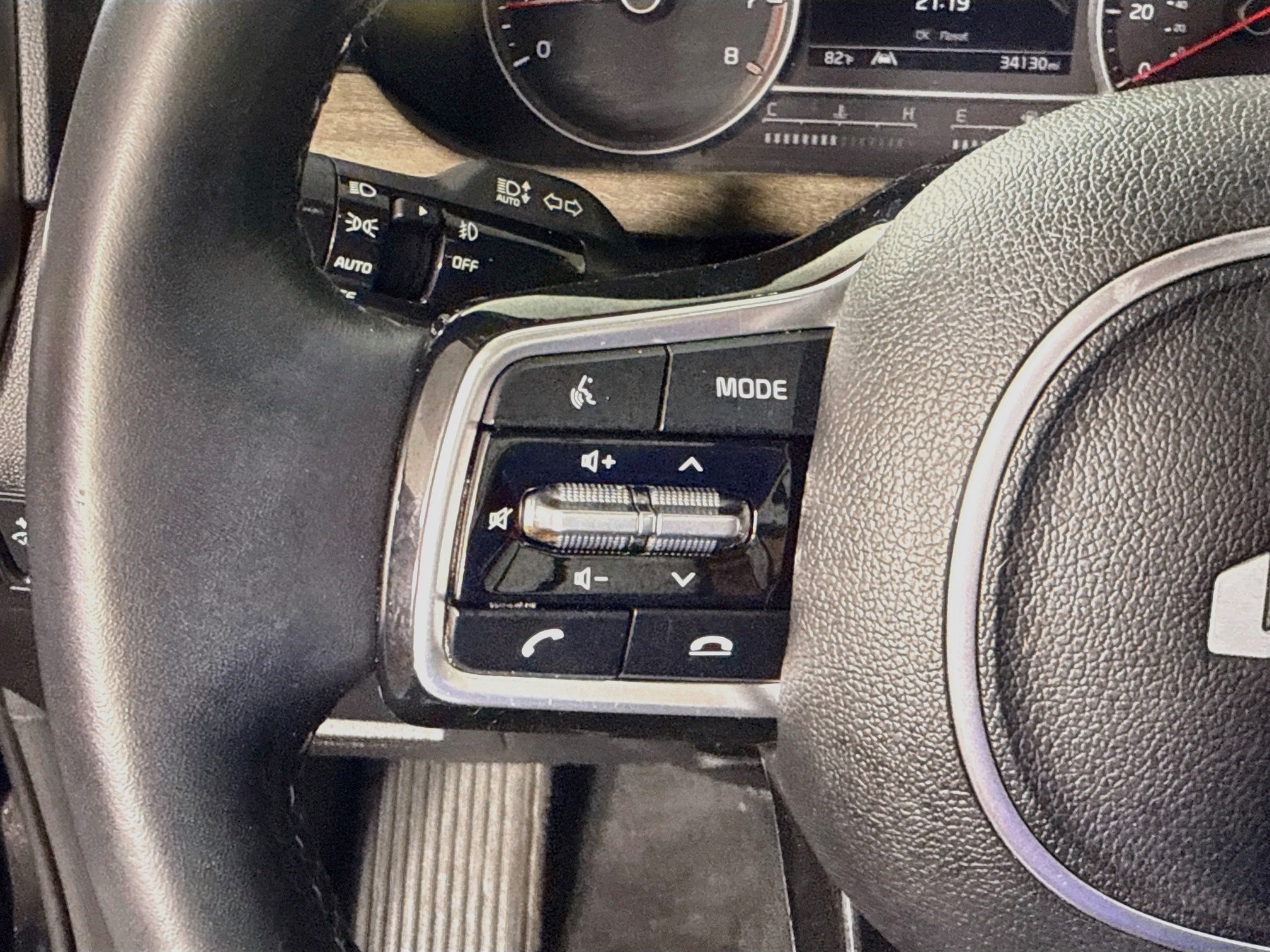 Used 2023 Kia Sorento X-Line EX AWD/4WD image 14