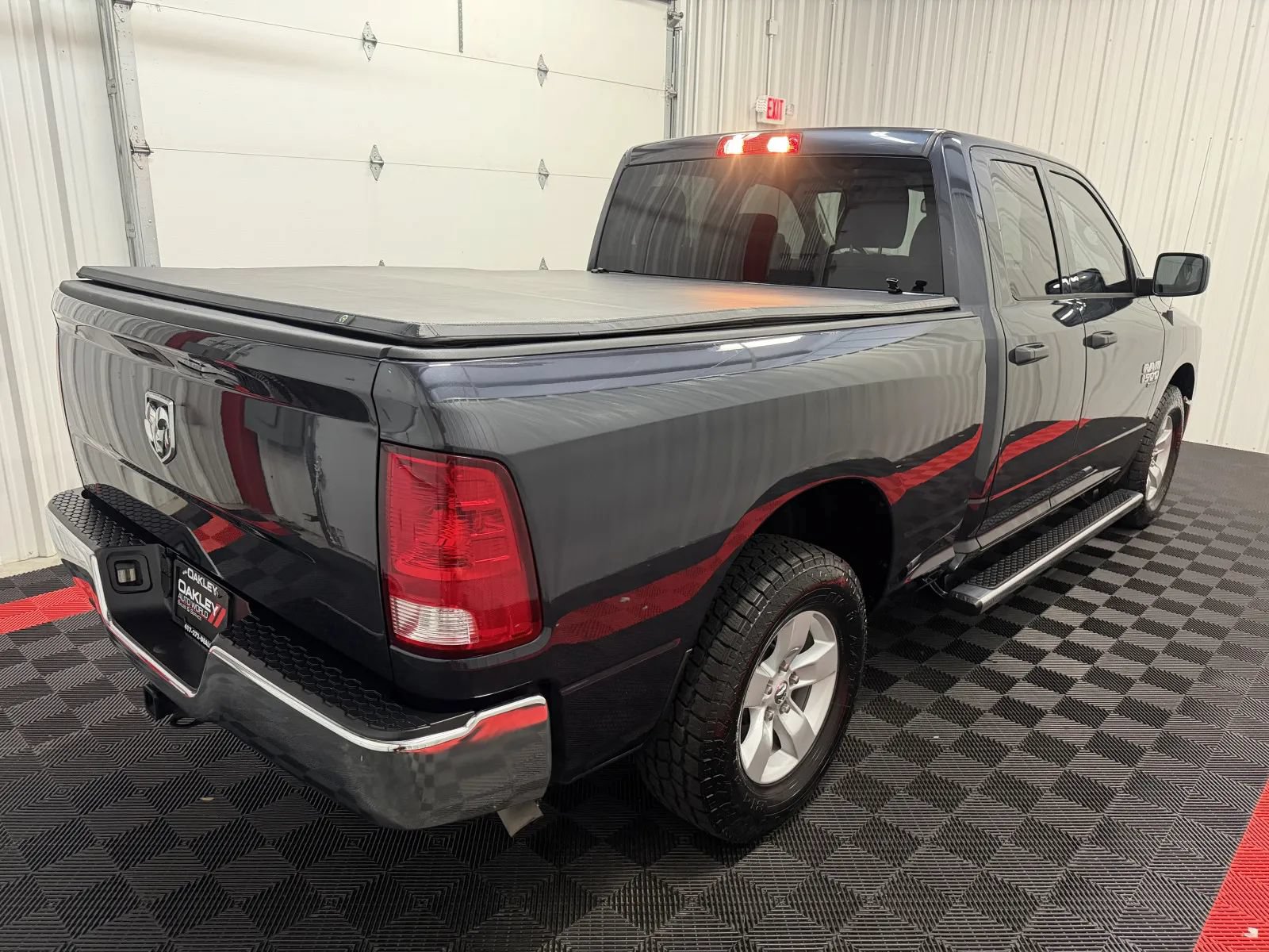 Used 2019 RAM 1500 Tradesman w/ Chrome Plus Package RWD image 4