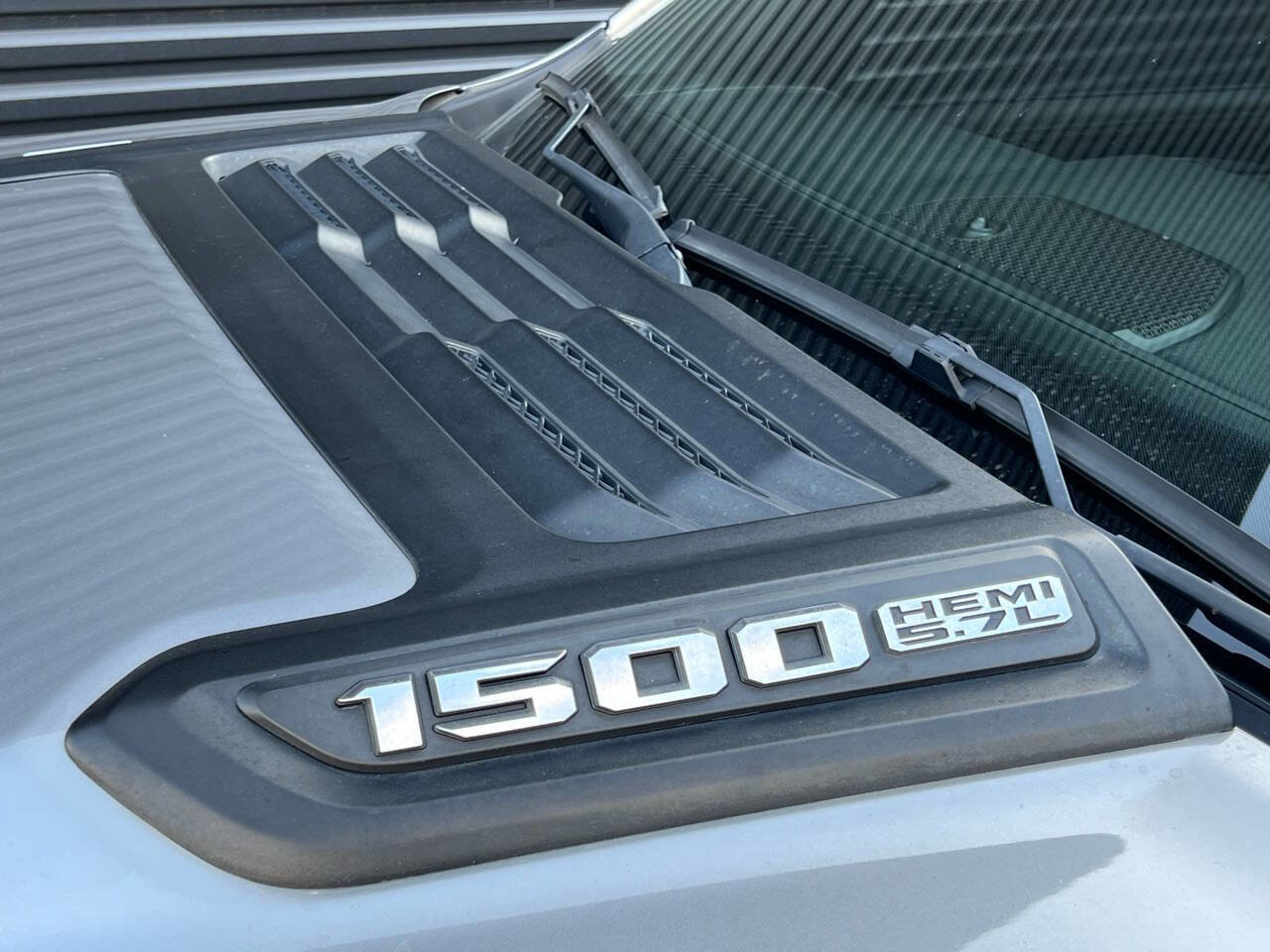 Used 2020 RAM 1500 Laramie w/ Sport Appearance Package image 14