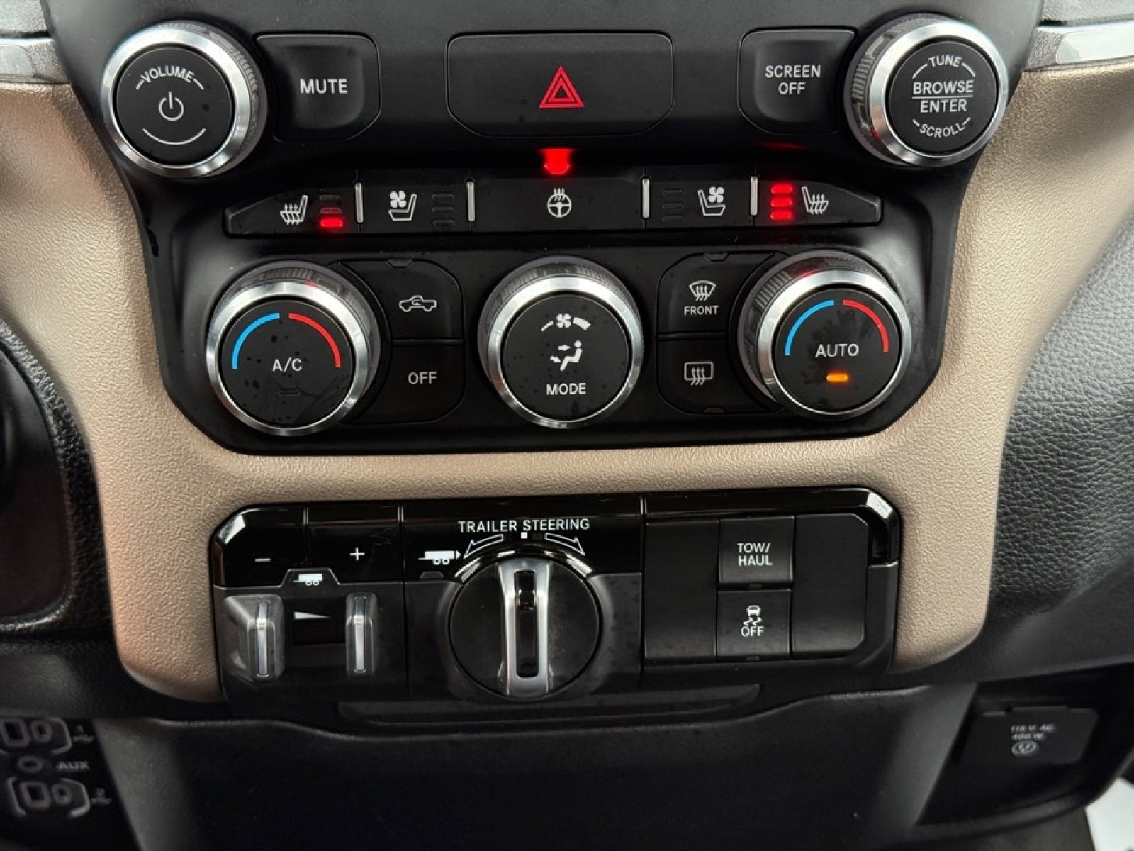 Used 2021 RAM 1500 Laramie w/ Trailer Tow Group image 28