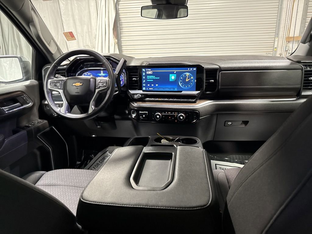 Used 2023 Chevrolet Silverado 1500 LT w/ Z71 Off-Road Package image 17