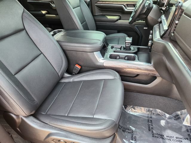 Certified 2023 Chevrolet Silverado 1500 LTZ w/ Technology Package AWD/4WD image 13