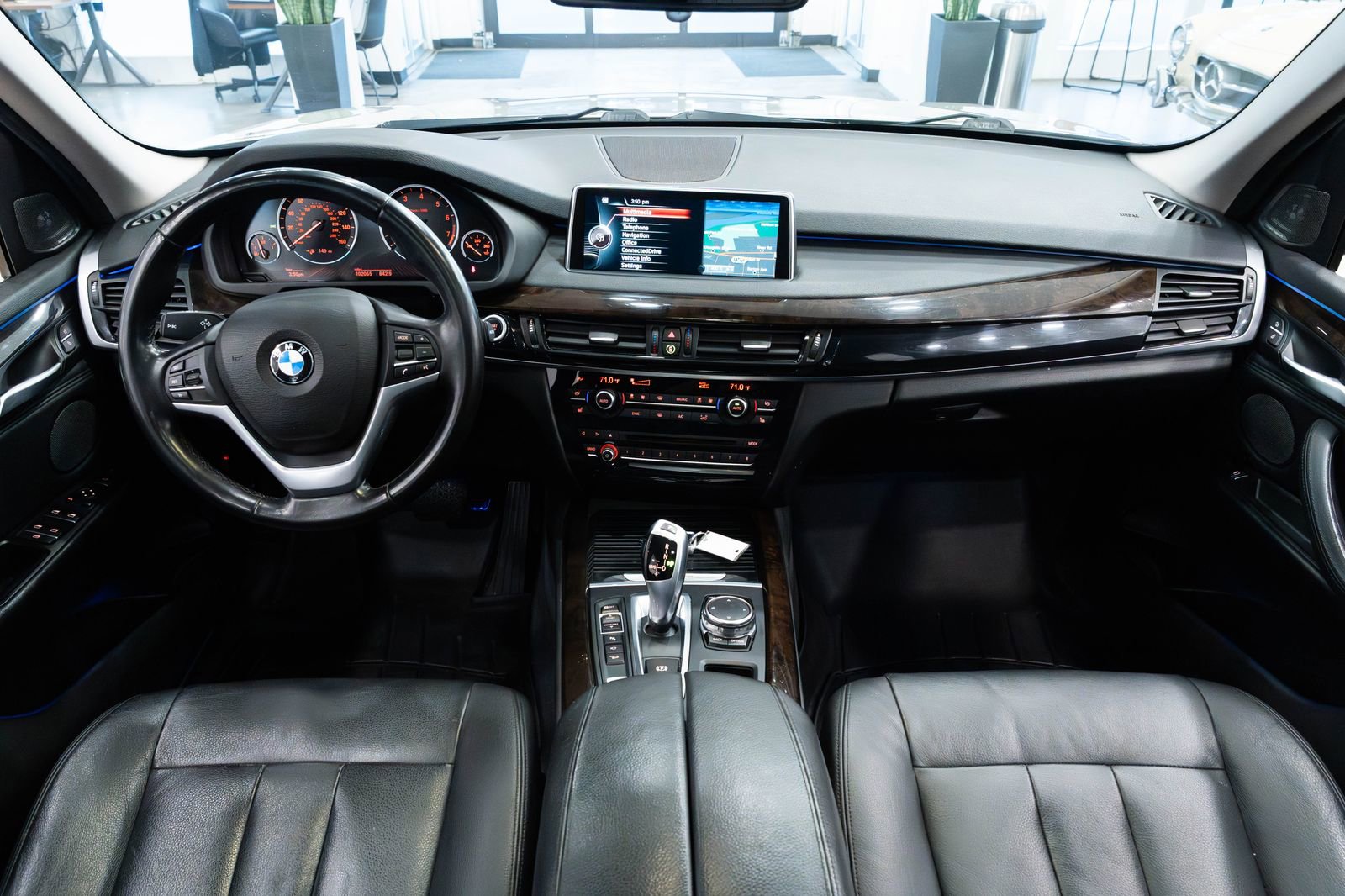 Used 2016 BMW X5 xDrive40e image 9