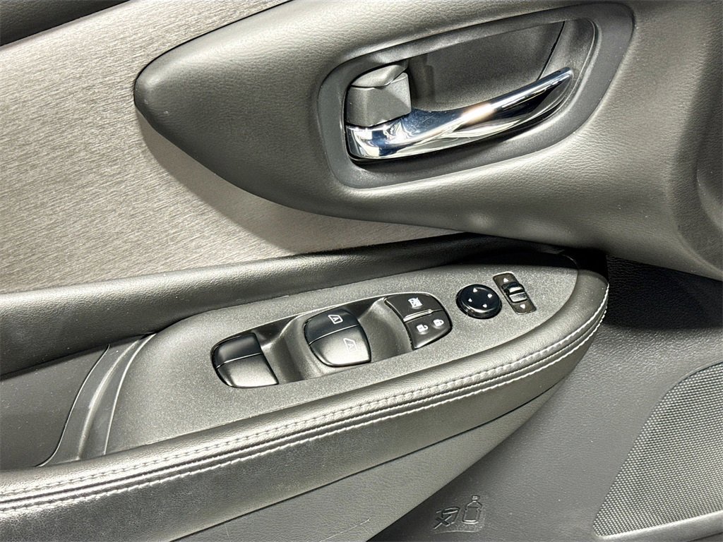 Used 2022 Nissan Murano S image 23