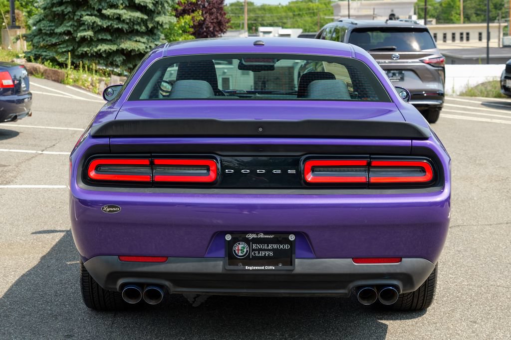 Used 2018 Dodge Challenger SXT w/ Blacktop Package RWD image 6